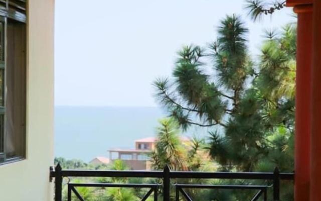 Rosemary Courts Bed And Breakfast Entebbe Exterior photo